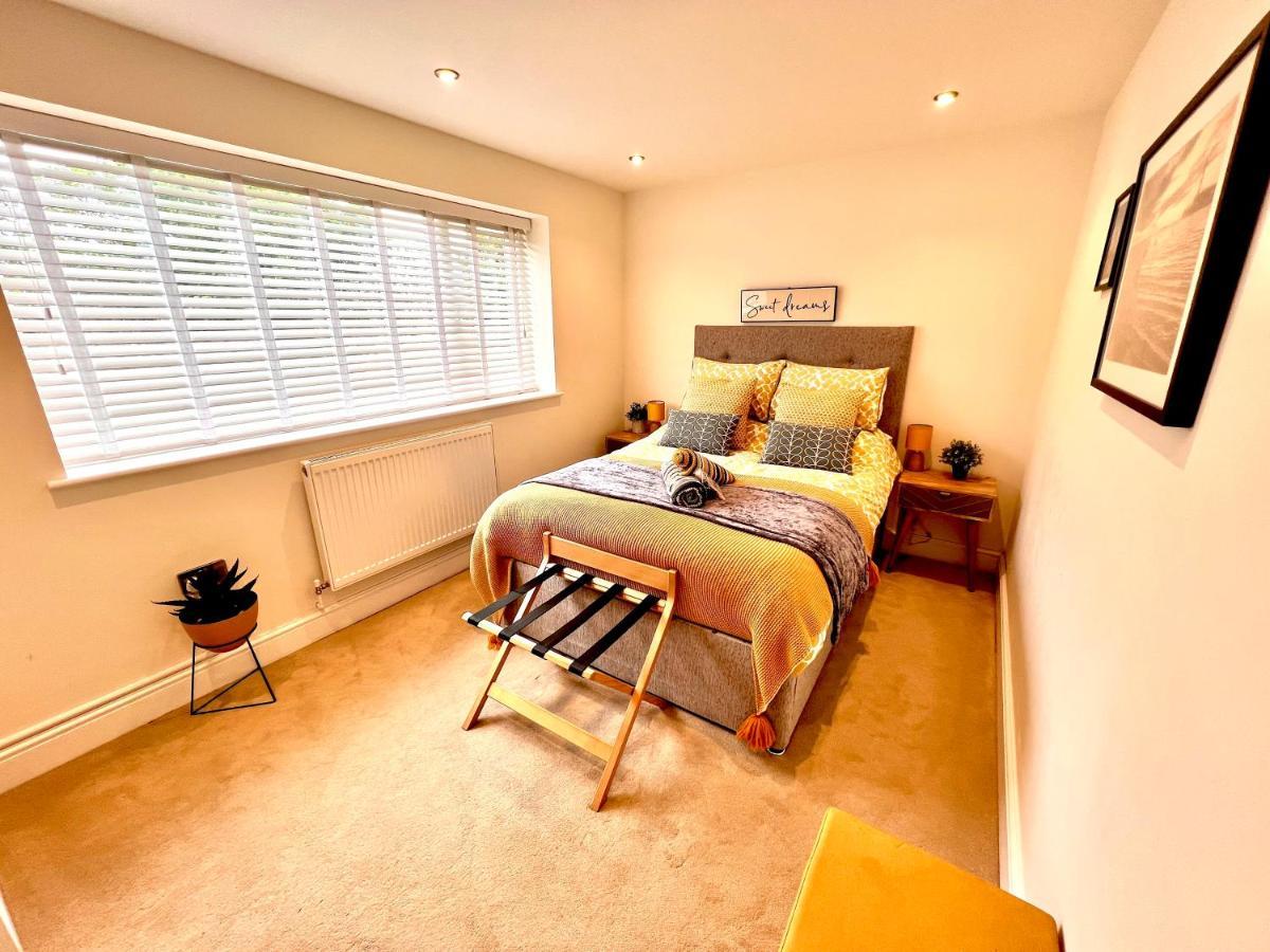 The Duplex Margate With Deck & Living Space Air Conditioning Экстерьер фото