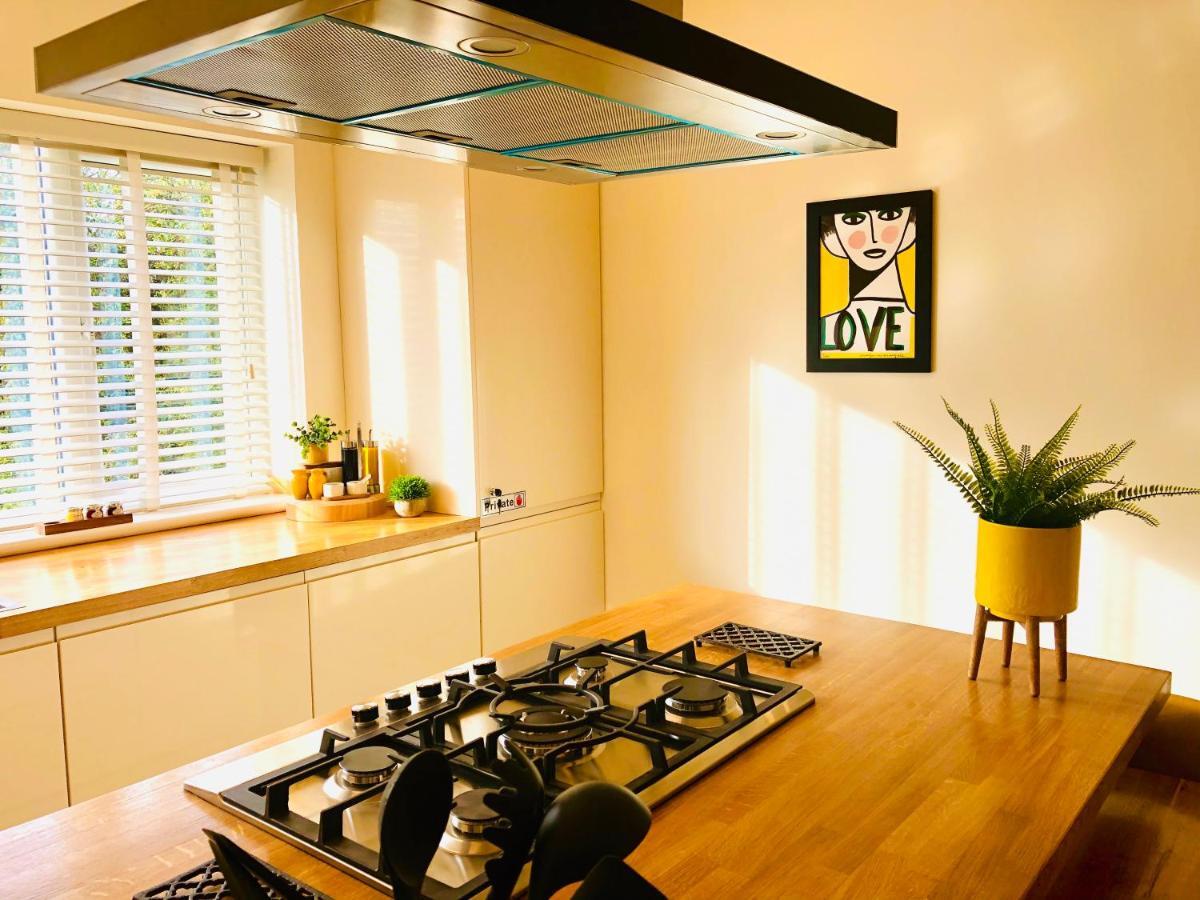 The Duplex Margate With Deck & Living Space Air Conditioning Экстерьер фото